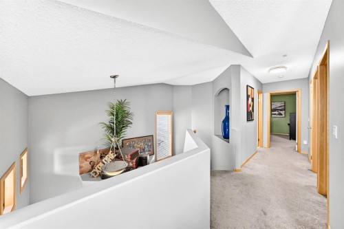 206 Panamount Grove Nw, Calgary, AB - Indoor Photo Showing Other Room