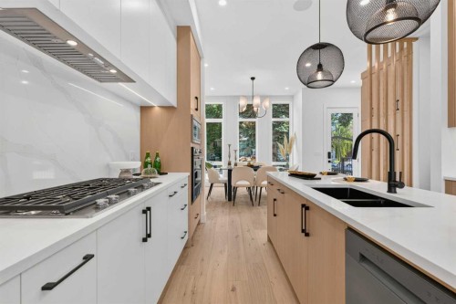 3613 2 Street Nw, Calgary, AB - Indoor Photo Showing Kitchen With Double Sink With Upgraded Kitchen