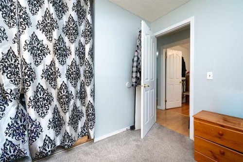 356 Falmere Road Ne, Calgary, AB - Indoor