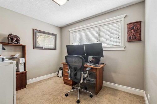 315 45 Avenue Sw, Calgary, AB - Indoor Photo Showing Office