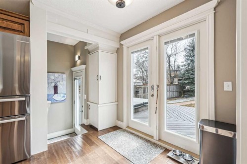 315 45 Avenue Sw, Calgary, AB - Indoor Photo Showing Other Room