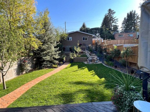 315 45 Avenue Sw, Calgary, AB - Outdoor