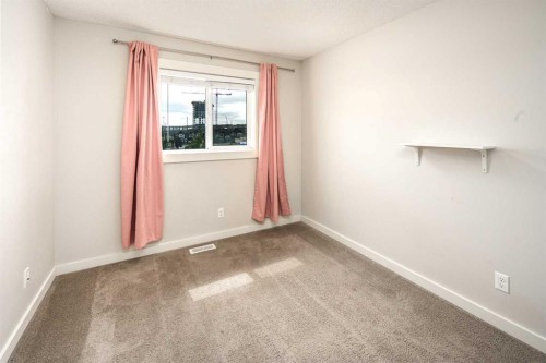 38 Nolanfield Road Nw, Calgary, AB - Indoor Photo Showing Other Room