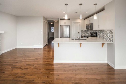 38 Nolanfield Road Nw, Calgary, AB - Indoor Photo Showing Kitchen With Upgraded Kitchen