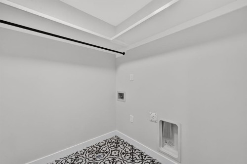 2022 12 Avenue Sw, Calgary, AB - Indoor