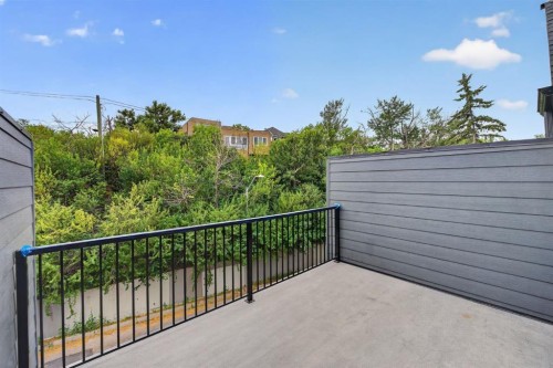 2022 12 Avenue Sw, Calgary, AB - Outdoor With Balcony With Exterior