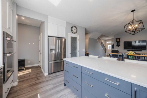 85 Legacy Glen Point Se, Calgary, AB - Indoor Photo Showing Kitchen