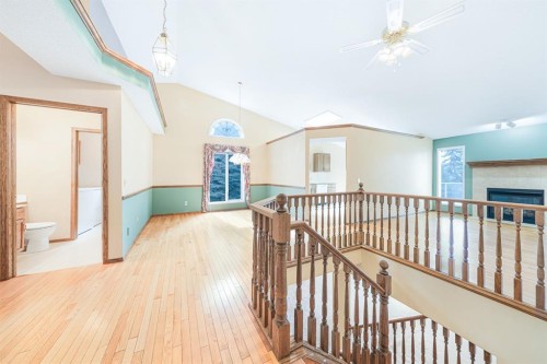 22 Douglas Woods Park Se, Calgary, AB - Indoor Photo Showing Other Room