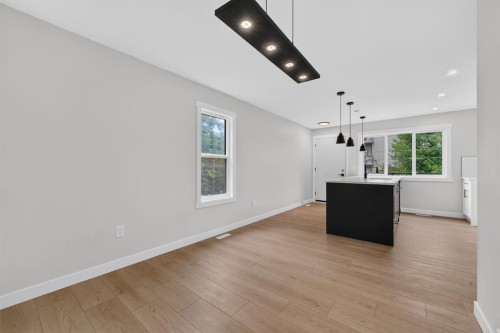 2024 12 Avenue Sw, Calgary, AB - Indoor