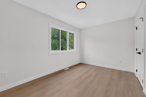 2024 12 Avenue Sw, Calgary, AB - Indoor Photo Showing Other Room