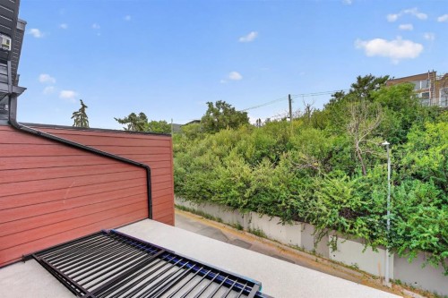 2024 12 Avenue Sw, Calgary, AB - Outdoor With Balcony