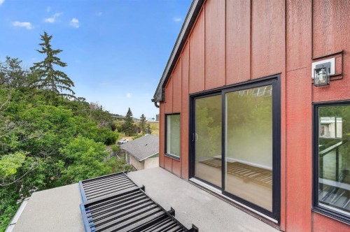 2024 12 Avenue Sw, Calgary, AB - Outdoor With Exterior
