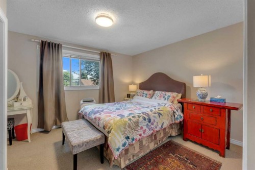 35 Rundlemere Place Ne, Calgary, AB - Indoor Photo Showing Bedroom