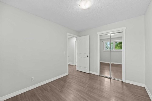875 Pinecliff Drive Ne, Calgary, AB - Indoor Photo Showing Other Room
