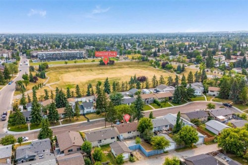 875 Pinecliff Drive Ne, Calgary, AB - Outdoor With View