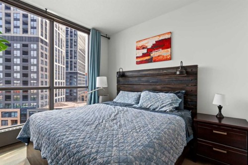 705-220 12 Avenue Se, Calgary, AB - Indoor Photo Showing Bedroom