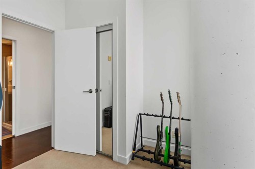 705-220 12 Avenue Se, Calgary, AB - Indoor Photo Showing Other Room