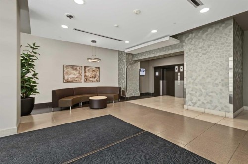 705-220 12 Avenue Se, Calgary, AB - Indoor Photo Showing Other Room