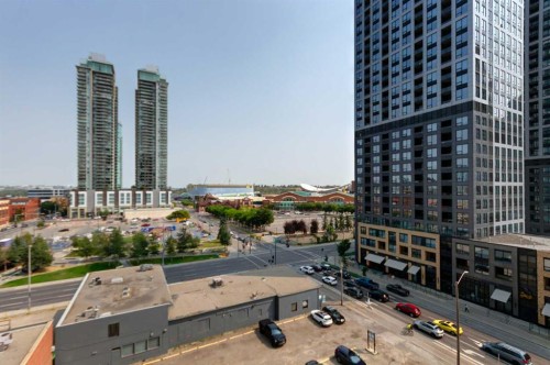 705-220 12 Avenue Se, Calgary, AB - Outdoor With Facade