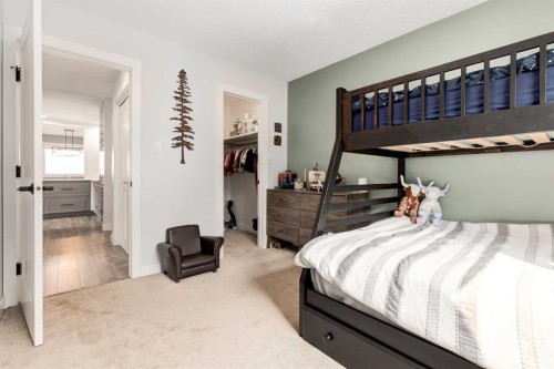 6223 Silver Ridge Drive Nw, Calgary, AB - Indoor Photo Showing Bedroom