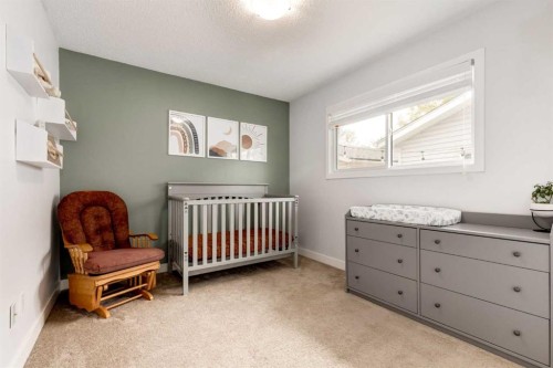 6223 Silver Ridge Drive Nw, Calgary, AB - Indoor Photo Showing Bedroom