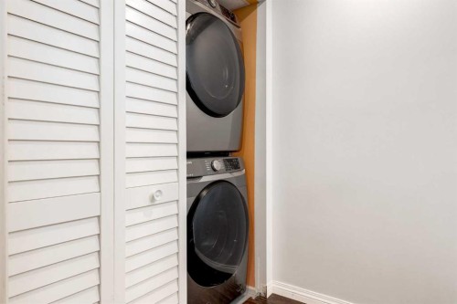 6223 Silver Ridge Drive Nw, Calgary, AB - Indoor Photo Showing Laundry Room