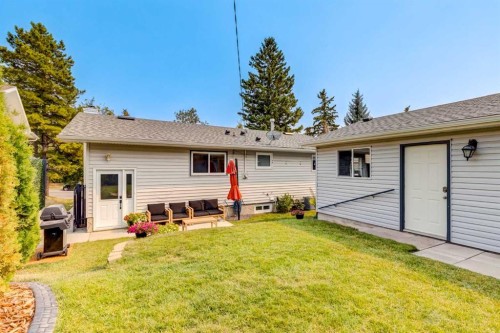 6223 Silver Ridge Drive Nw, Calgary, AB - Outdoor With Exterior