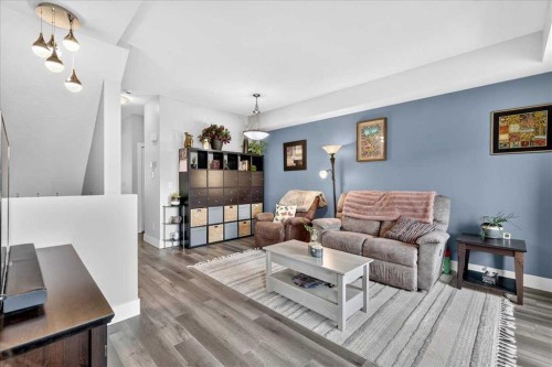 1016-121 Copperpond Common Se, Calgary, AB - Indoor Photo Showing Living Room