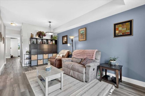 1016-121 Copperpond Common Se, Calgary, AB - Indoor Photo Showing Living Room