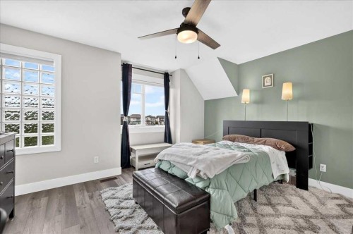 1016-121 Copperpond Common Se, Calgary, AB - Indoor Photo Showing Bedroom