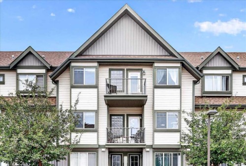 1016-121 Copperpond Common Se, Calgary, AB - Outdoor With Balcony With Facade