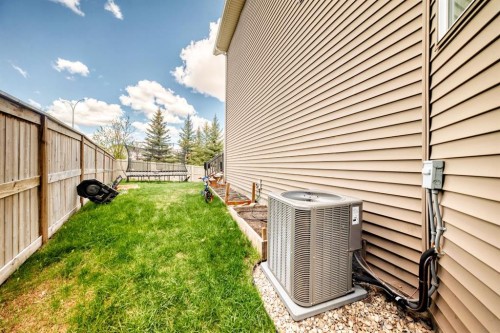 40 Cooperstown Place Sw, Airdrie, AB - Outdoor With Exterior