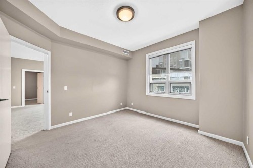 2403-210 15 Avenue Se, Calgary, AB - Indoor Photo Showing Other Room