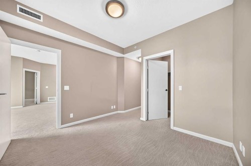 2403-210 15 Avenue Se, Calgary, AB - Indoor Photo Showing Other Room