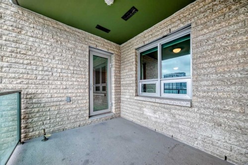 2403-210 15 Avenue Se, Calgary, AB - Outdoor