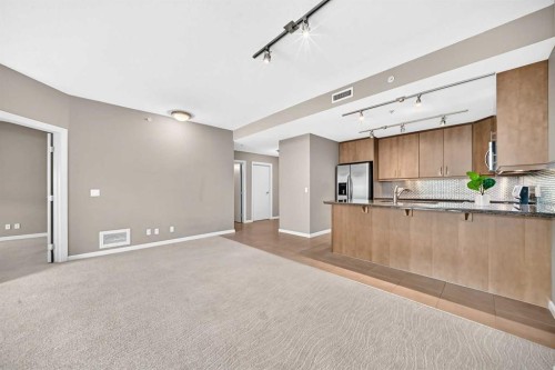 2403-210 15 Avenue Se, Calgary, AB - Indoor
