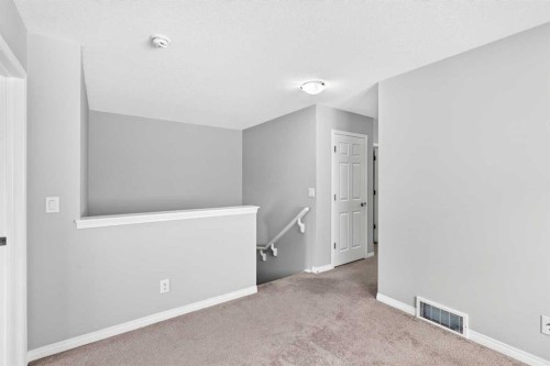 30 Yorkville Boulevard Sw, Calgary, AB - Indoor Photo Showing Other Room