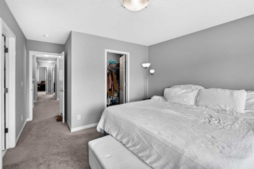 30 Yorkville Boulevard Sw, Calgary, AB - Indoor Photo Showing Bedroom