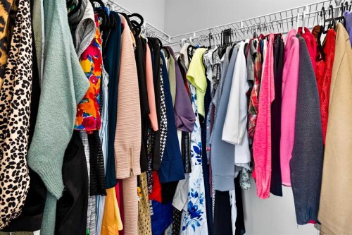 30 Yorkville Boulevard Sw, Calgary, AB - Indoor With Storage