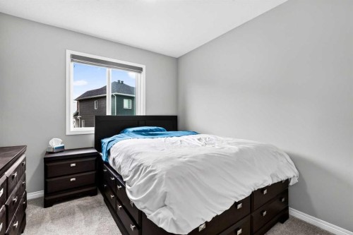 30 Yorkville Boulevard Sw, Calgary, AB - Indoor Photo Showing Bedroom