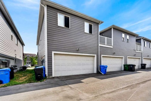 30 Yorkville Boulevard Sw, Calgary, AB - Outdoor With Exterior