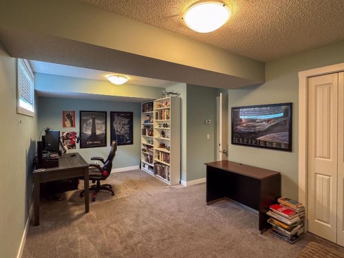 122 Midtown Boulevard Sw, Airdrie, AB - Indoor