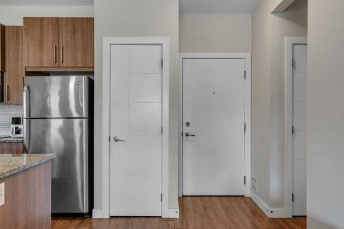 108-8 Sage Hill Terrace Nw, Calgary, AB - Indoor Photo Showing Kitchen