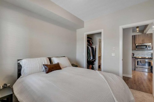 108-8 Sage Hill Terrace Nw, Calgary, AB - Indoor Photo Showing Bedroom