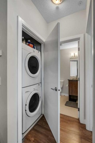 108-8 Sage Hill Terrace Nw, Calgary, AB - Indoor Photo Showing Laundry Room