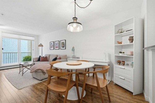 202-1833 11 Avenue Sw, Calgary, AB - Indoor Photo Showing Other Room
