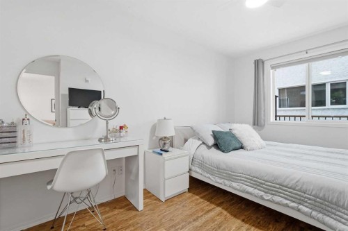 202-1833 11 Avenue Sw, Calgary, AB - Indoor Photo Showing Bedroom