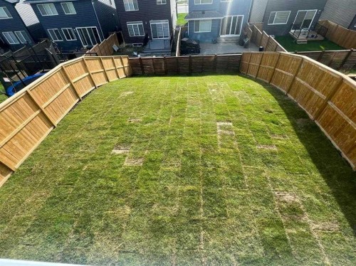 155 Lucas Terrace Nw, Calgary, AB - Outdoor