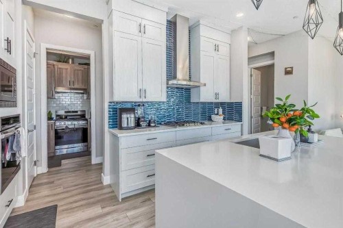 155 Lucas Terrace Nw, Calgary, AB - Indoor Photo Showing Kitchen With Upgraded Kitchen