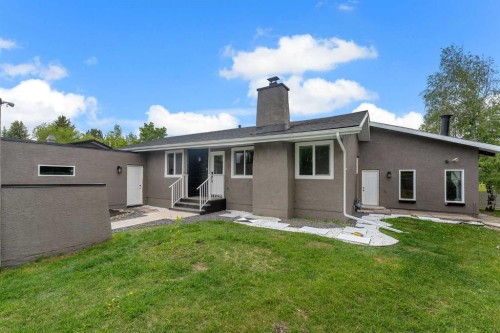 2930 Oakmoor Crescent Sw, Calgary, AB - Outdoor